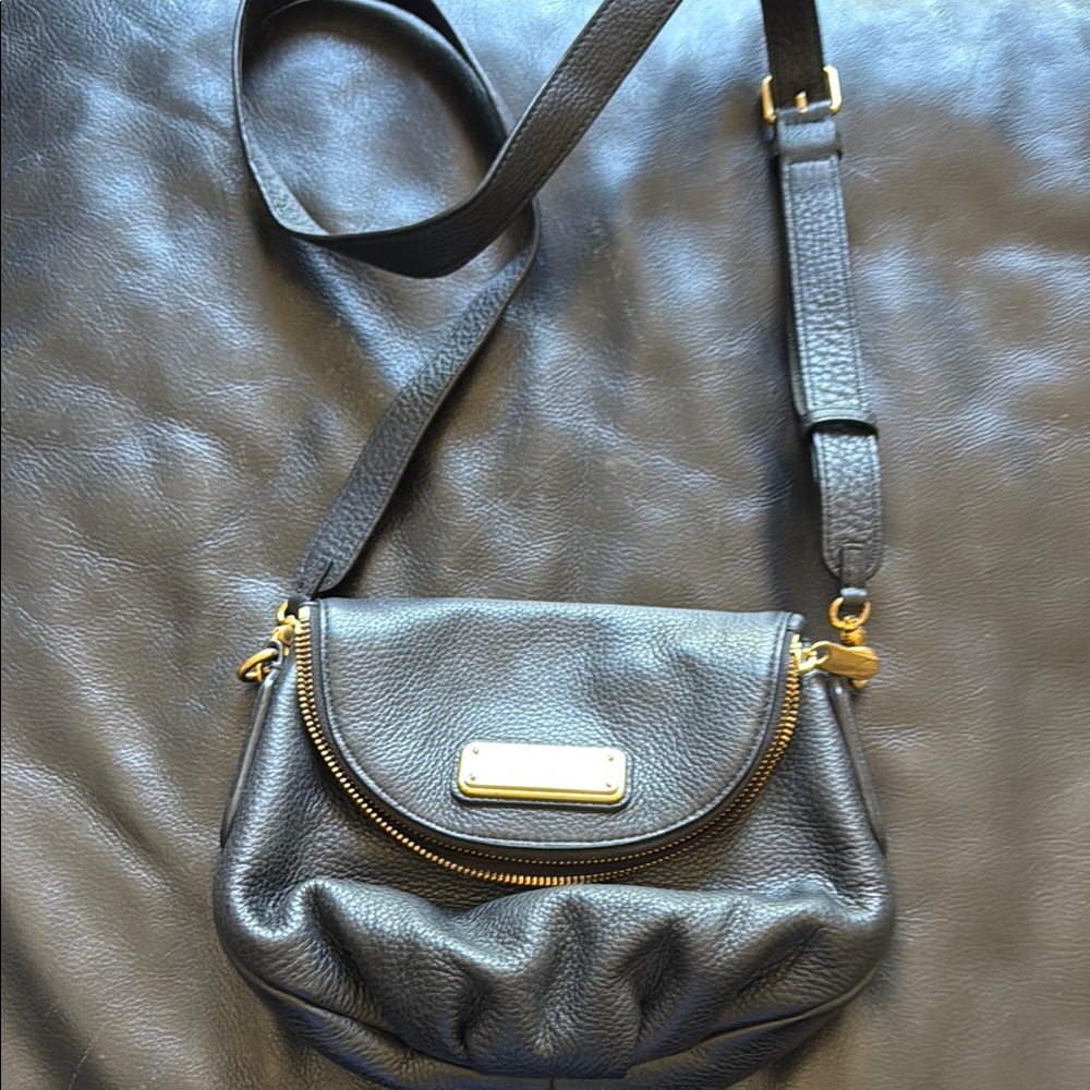 Marc by Marc Jacobs Black and Gold Crossbody Bag with Signature Style